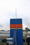 Mast aan de schoorsteen