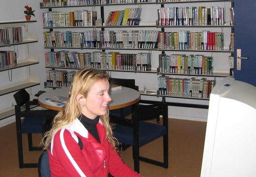 bibliotheek uitgiftepunt (82 visits) bibliotheek uitgiftepunt