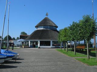 KWVdeKaag 49