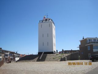 Vuurtoren-aanzicht-02