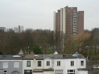 lhs69